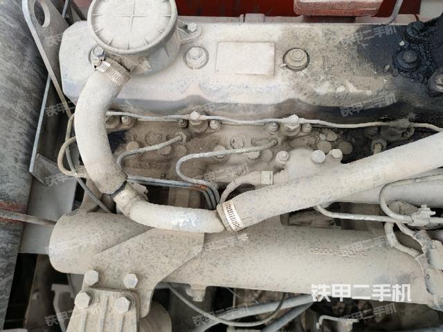 氣門室蓋螺絲特寫（上車部件）