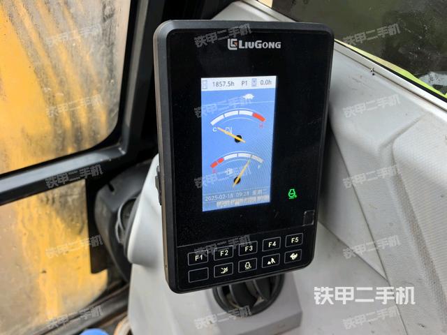 小時(shí)表（駕駛室部分）