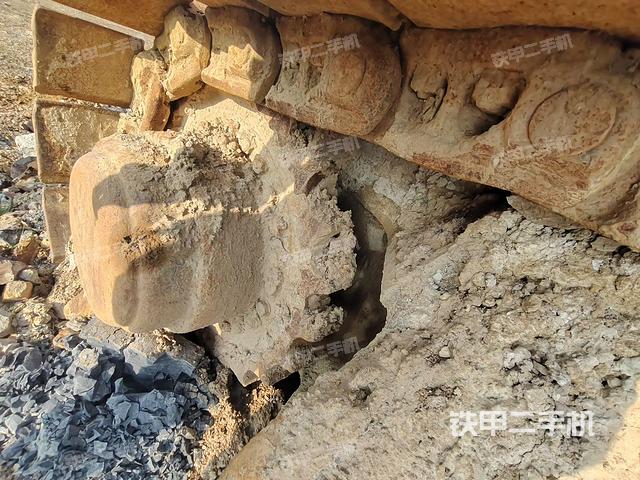 左導(dǎo)向輪（行走機(jī)構(gòu)）