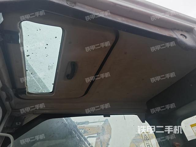 頂棚整體（駕駛室部分）