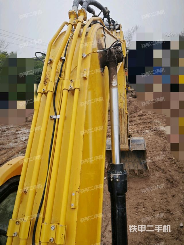 大臂背部俯視（工作和回轉(zhuǎn)裝置）