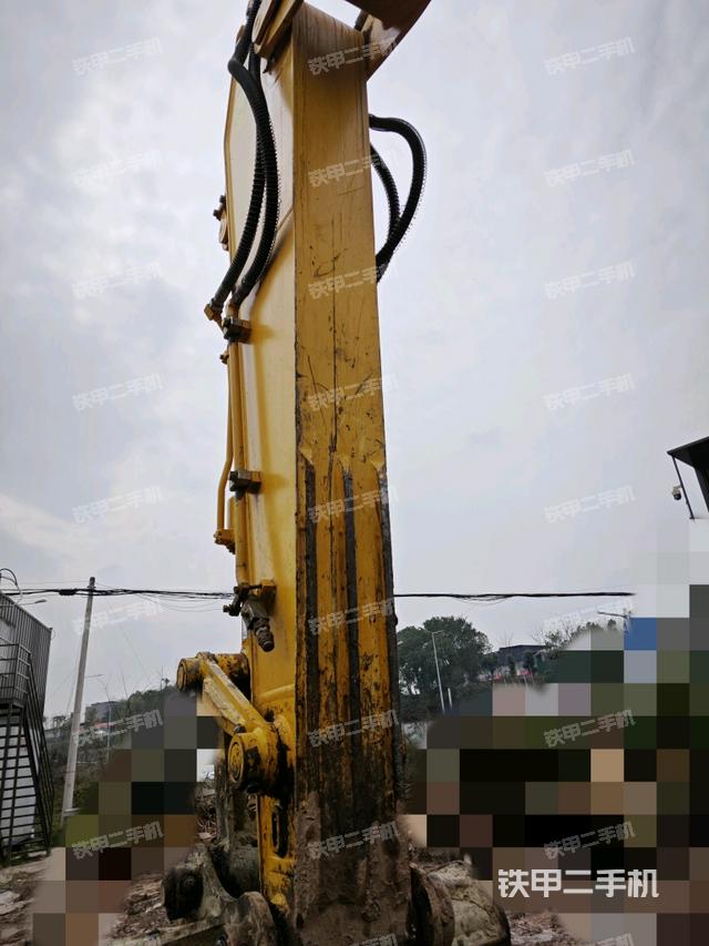 小臂整體左后（工作和回轉(zhuǎn)裝置）