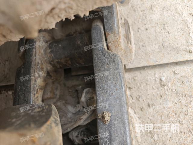 右側(cè)行走馬達(dá)蓋板(行走機構(gòu)) 右側(cè)行走馬達(dá)蓋板(行走機構(gòu))