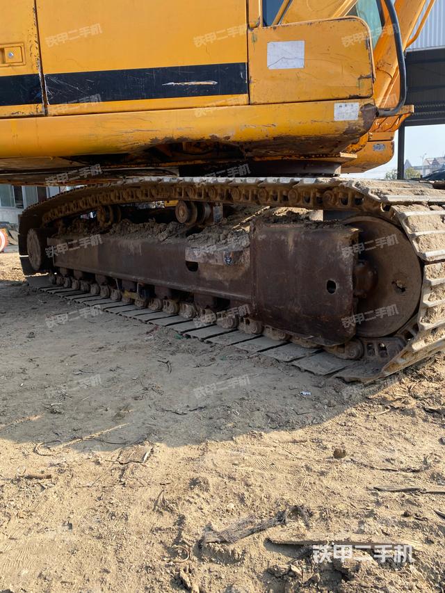 單側(cè)履帶整體（整機外觀）