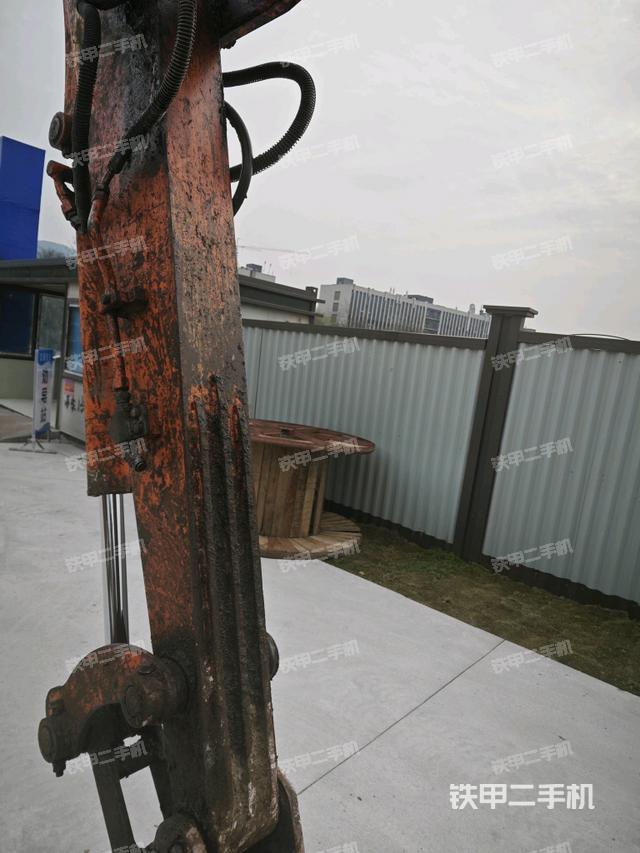 小臂整體左后（工作和回轉(zhuǎn)裝置）