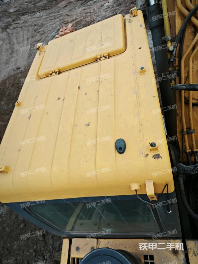 駕駛室頂部俯視（上車部件）