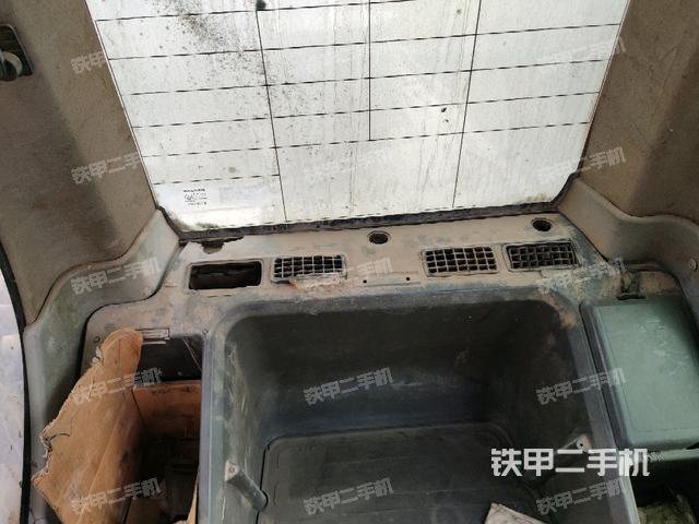 座椅后部（駕駛室部分）