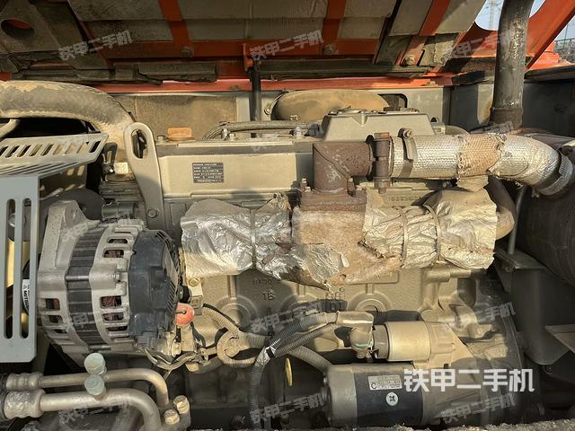 發(fā)動(dòng)機(jī)室（上車部件）