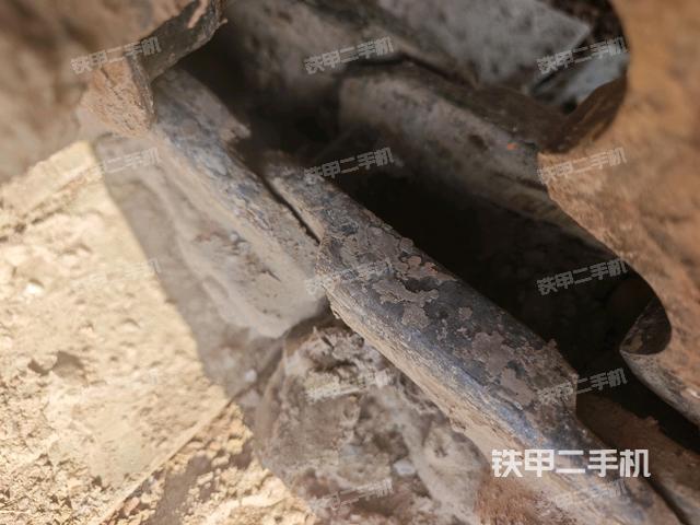 左導(dǎo)向輪（行走機(jī)構(gòu)）