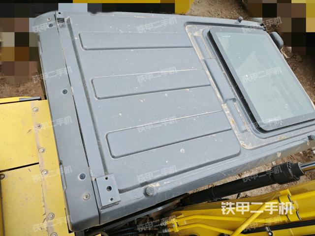 駕駛室頂部俯視（上車部件）