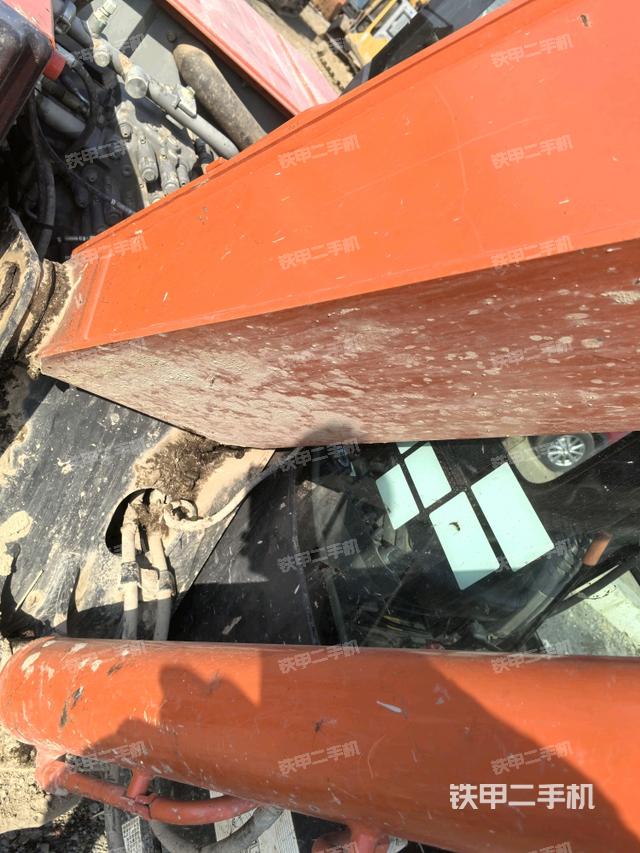 大臂根部?斜(工作和回轉(zhuǎn)裝置) 大臂根部?斜(工作和回轉(zhuǎn)裝置)