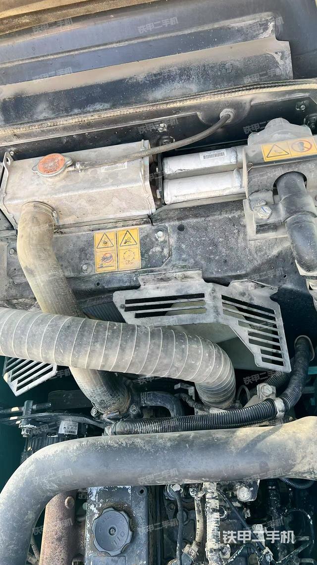 水箱+風(fēng)扇特寫(上車部件) 水箱+風(fēng)扇特寫(上車部件)