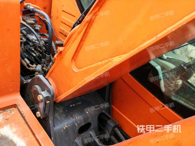 大臂根部?斜(工作和回轉(zhuǎn)裝置) 大臂根部?斜(工作和回轉(zhuǎn)裝置)