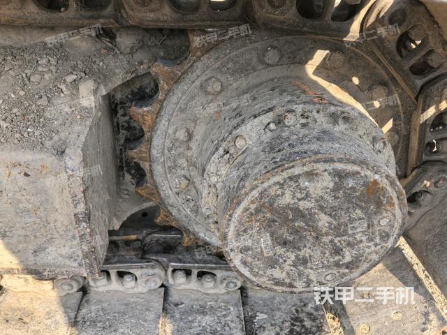 右側(cè)行走馬達(dá)蓋板(行走機(jī)構(gòu)) 右側(cè)行走馬達(dá)蓋板(行走機(jī)構(gòu))