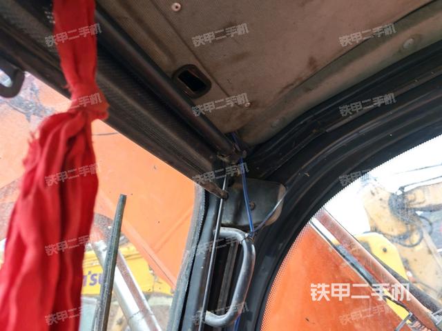 座椅后部(駕駛室部分) 座椅后部(駕駛室部分)