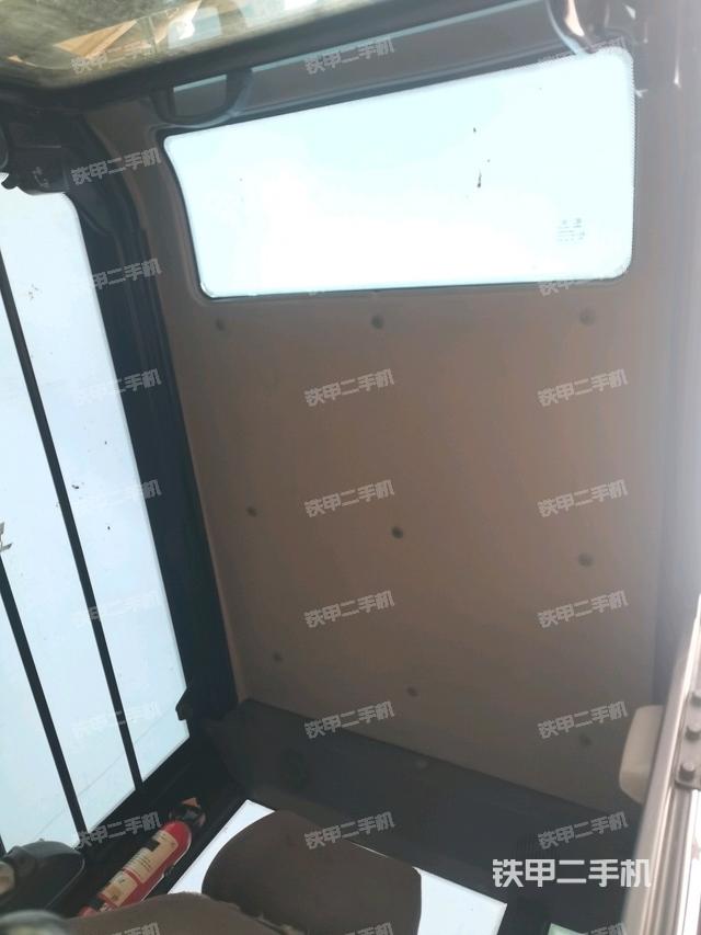 頂棚整體（駕駛室部分）