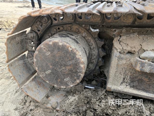 右驅(qū)動輪(行走機(jī)構(gòu)) 右驅(qū)動輪(行走機(jī)構(gòu))