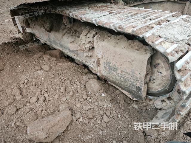 右側(cè)履帶整體（行走機(jī)構(gòu)）