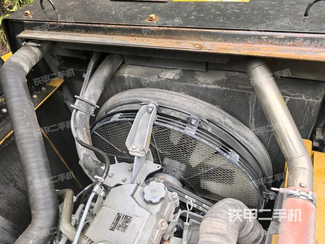 水箱+風(fēng)扇特寫(上車部件) 水箱+風(fēng)扇特寫(上車部件)