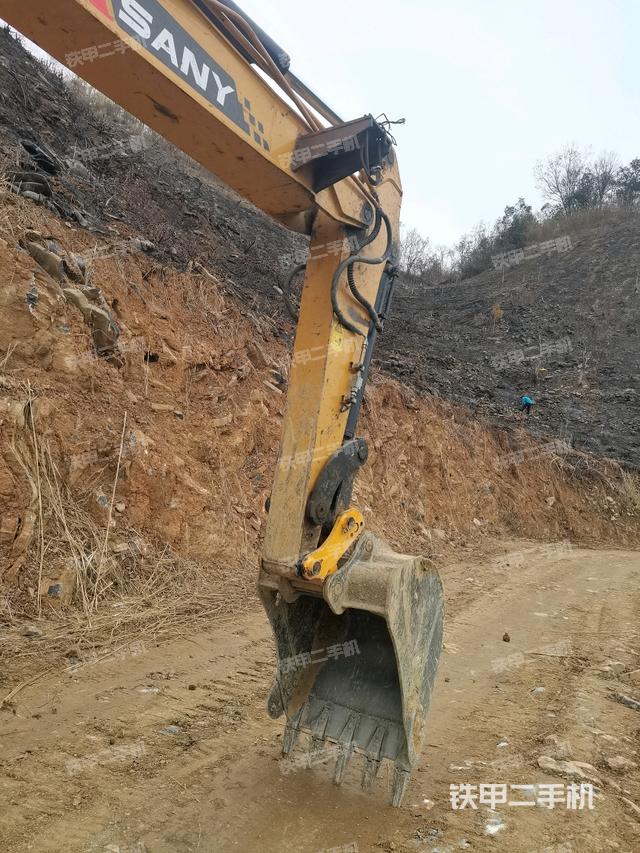 小臂整體右前（工作和回轉(zhuǎn)裝置）