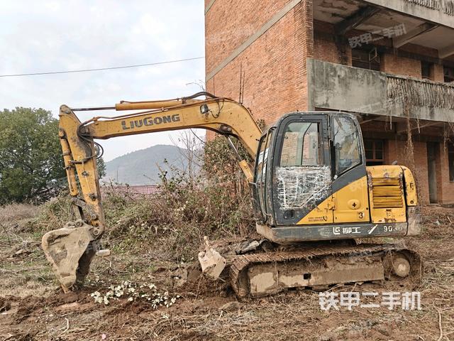 柳工CLG908D挖掘機