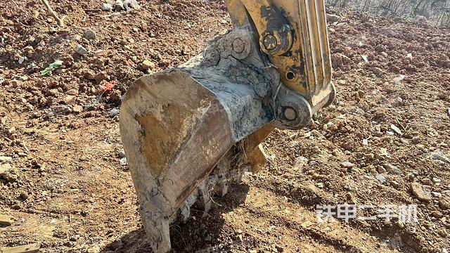 鏟斗右后整體（工作和回轉(zhuǎn)裝置）