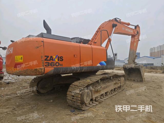 右后45(整機外觀) 右后45(整機外觀)