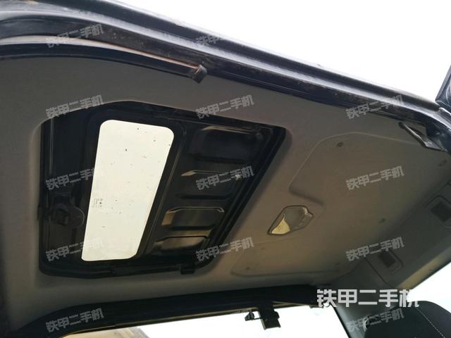 頂棚整體（駕駛室部分）