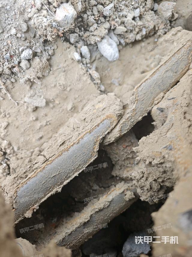 右側(cè)履帶整體?（行走機構）