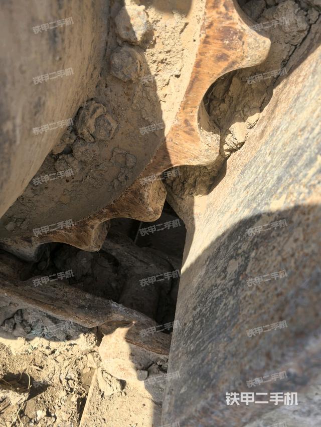 右導(dǎo)向輪（行走機(jī)構(gòu)）