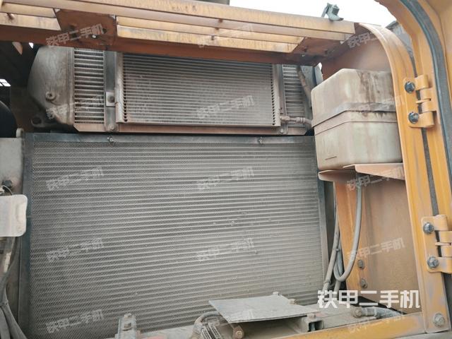 散熱器正面（大件艙室）