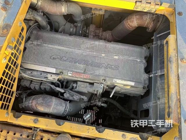 發(fā)動(dòng)機(jī)整體俯視（整機(jī)外觀）