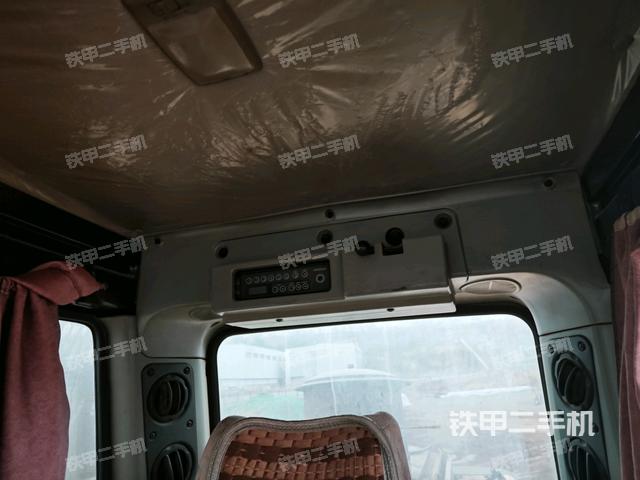 座椅后部（駕駛室部分）