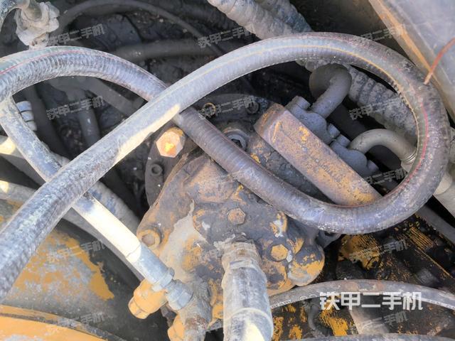 回轉(zhuǎn)馬達(dá)（上車部件）