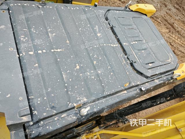 駕駛室頂部俯視（上車部件）