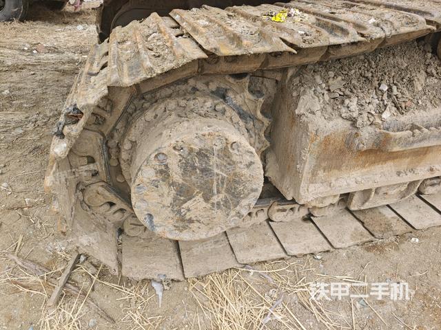 左導(dǎo)向輪(行走機構(gòu)) 左導(dǎo)向輪(行走機構(gòu))