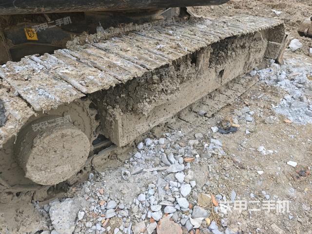 左側(cè)履帶整體?（行走機構）