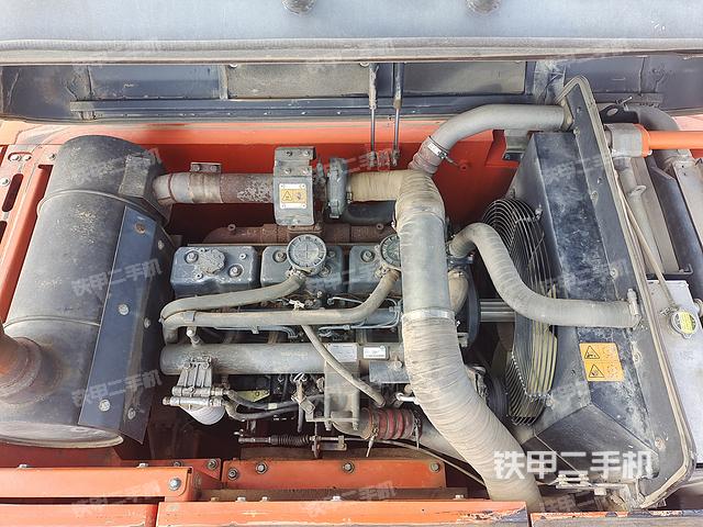 发动机整体俯视（整机外观）