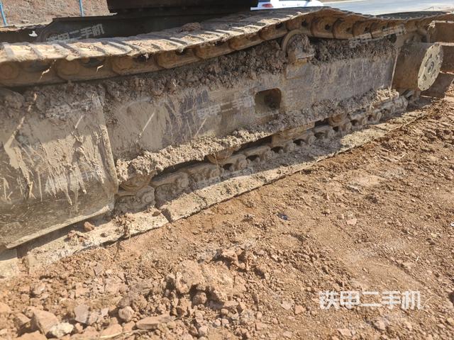 左側(cè)履帶整體?（行走機(jī)構(gòu)）