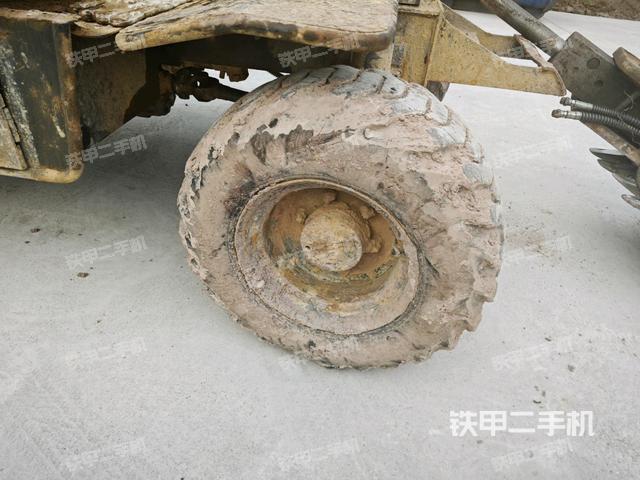 右導(dǎo)向輪（行走機(jī)構(gòu)）