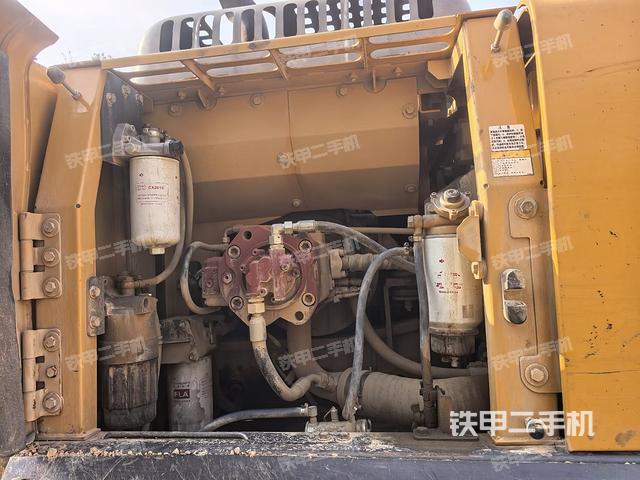 液压泵室(大件舱室) 液压泵室(大件舱室)