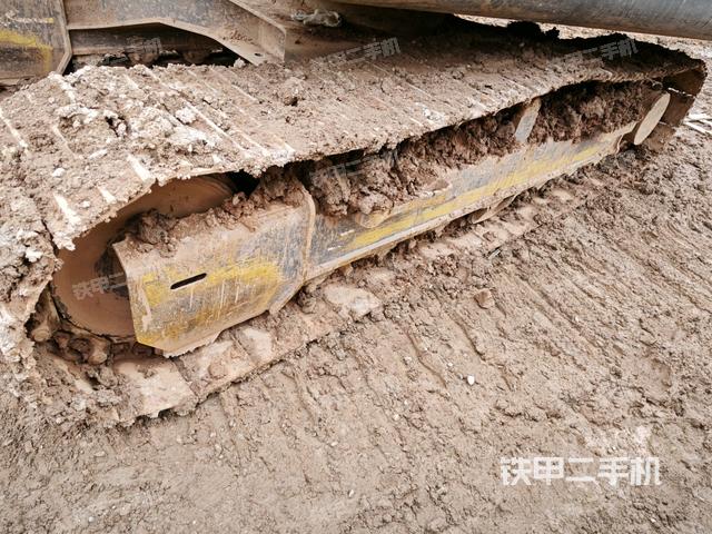 右側(cè)履帶整體（行走機(jī)構(gòu)）