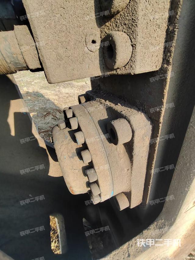 鏟斗右后整體（工作和回轉(zhuǎn)裝置）