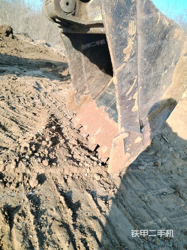 鏟斗右后整體（工作和回轉(zhuǎn)裝置）