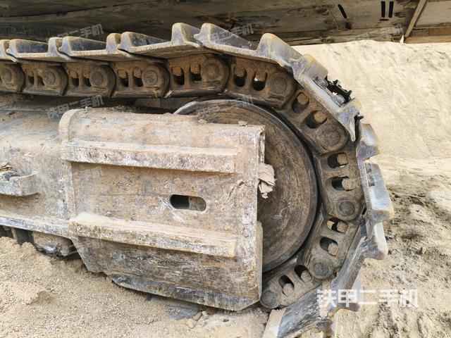 右導(dǎo)向輪（行走機(jī)構(gòu)）