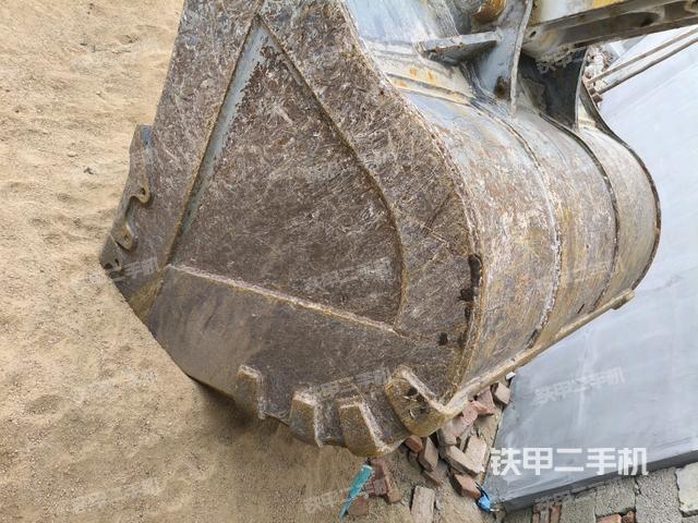 鏟斗45度（工作和回轉(zhuǎn)裝置）