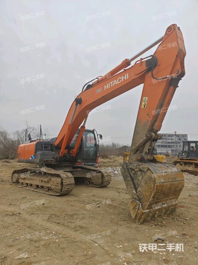 右前45(整機外觀) 右前45(整機外觀)