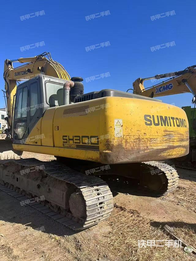 整機(jī)右后45°（整機(jī)外觀）