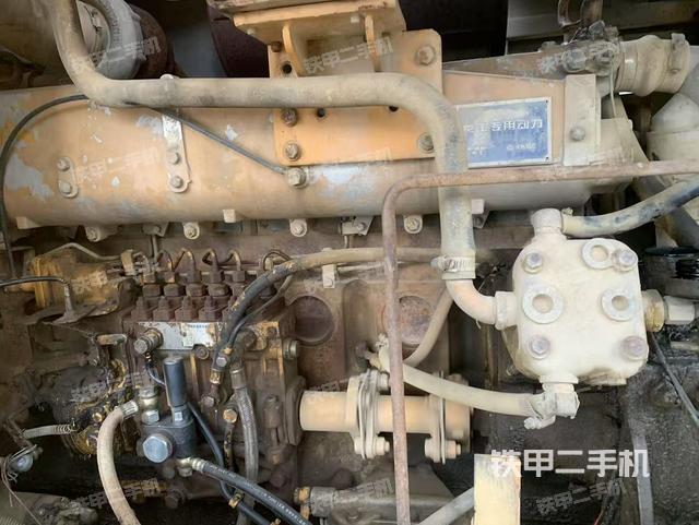 發(fā)動(dòng)機(jī)左側(cè)（整機(jī)外觀及大件）