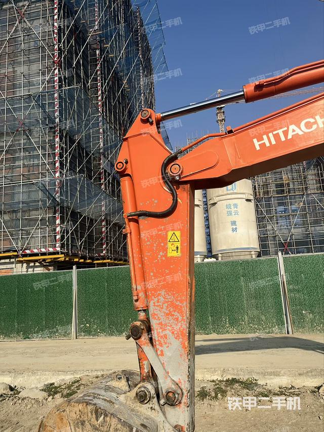 小臂整體左后（工作和回轉(zhuǎn)裝置）